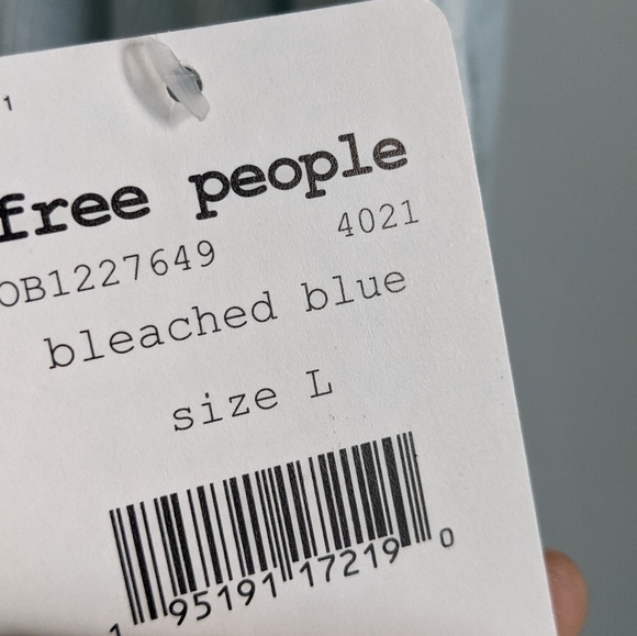 NWT We The Free Bleached Blue TT Special Tee Shirt Tunic L - Picture 11 of 16